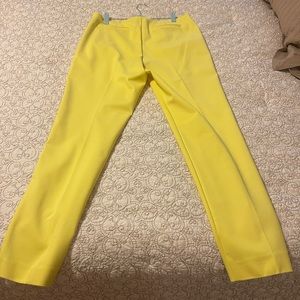 LUXE by Eric signature, beautiful yellow pants. Size 10